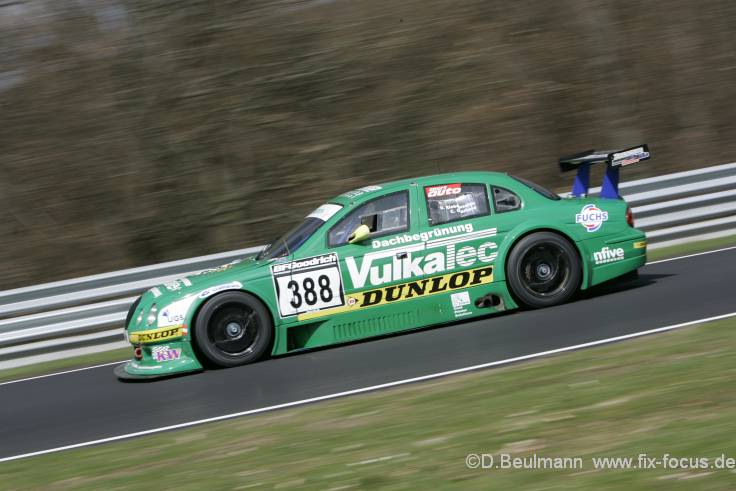 VLN060422_200