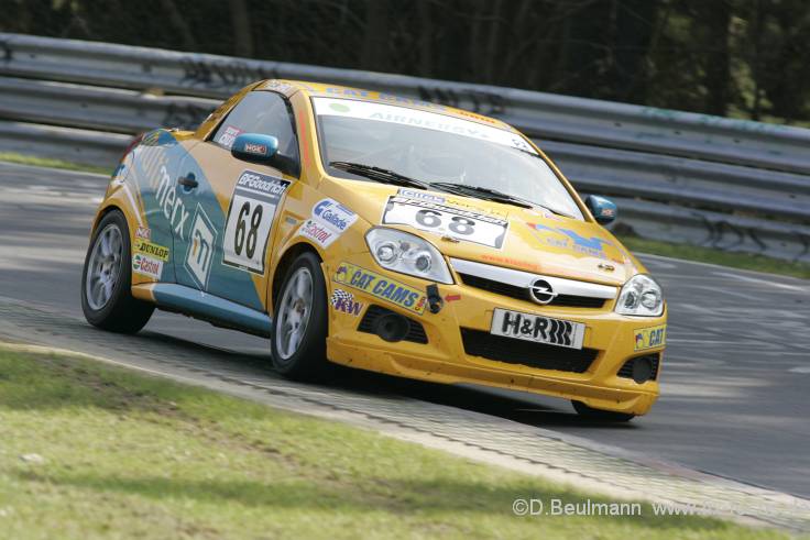 VLN060422_424